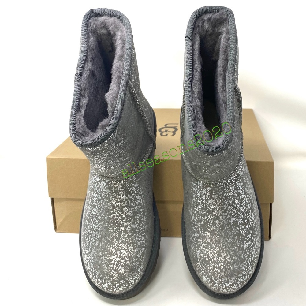 🌿SPRING SALE🌿 UGG Classic Short 2 Foil Glam Women’s Boots Size 7 - Picture 6 of 9